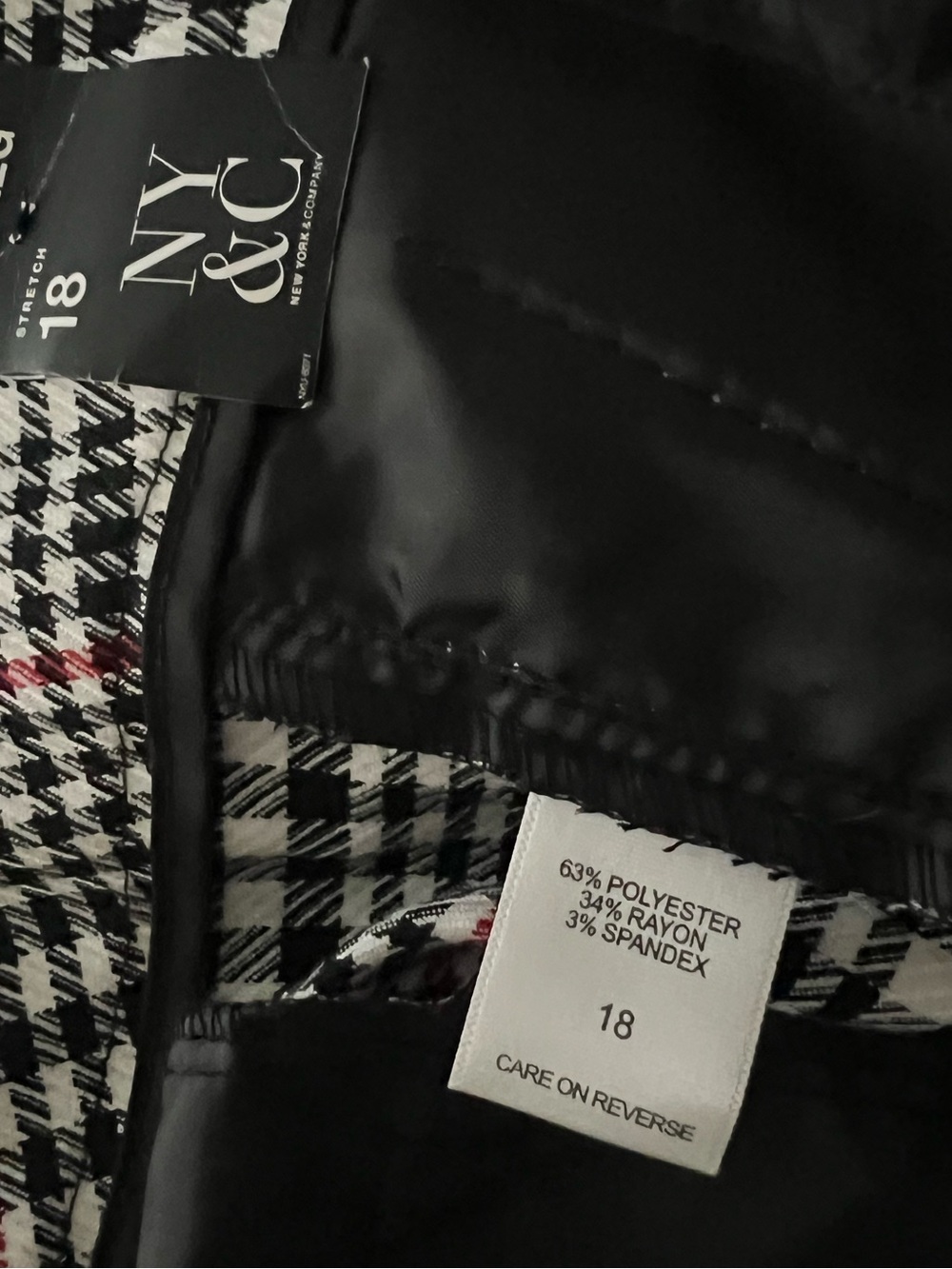 Wide-Leg Houndstooth Dress Pants | New York & Company | Size 18 Average | - Picture 5 of 5